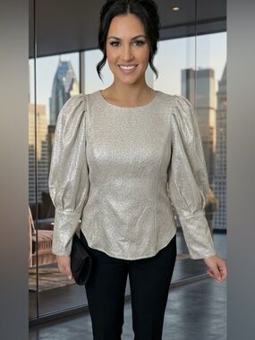 NWOT Gracia Metallic Sparkly Silver Puff Sleeve Blouse Top S